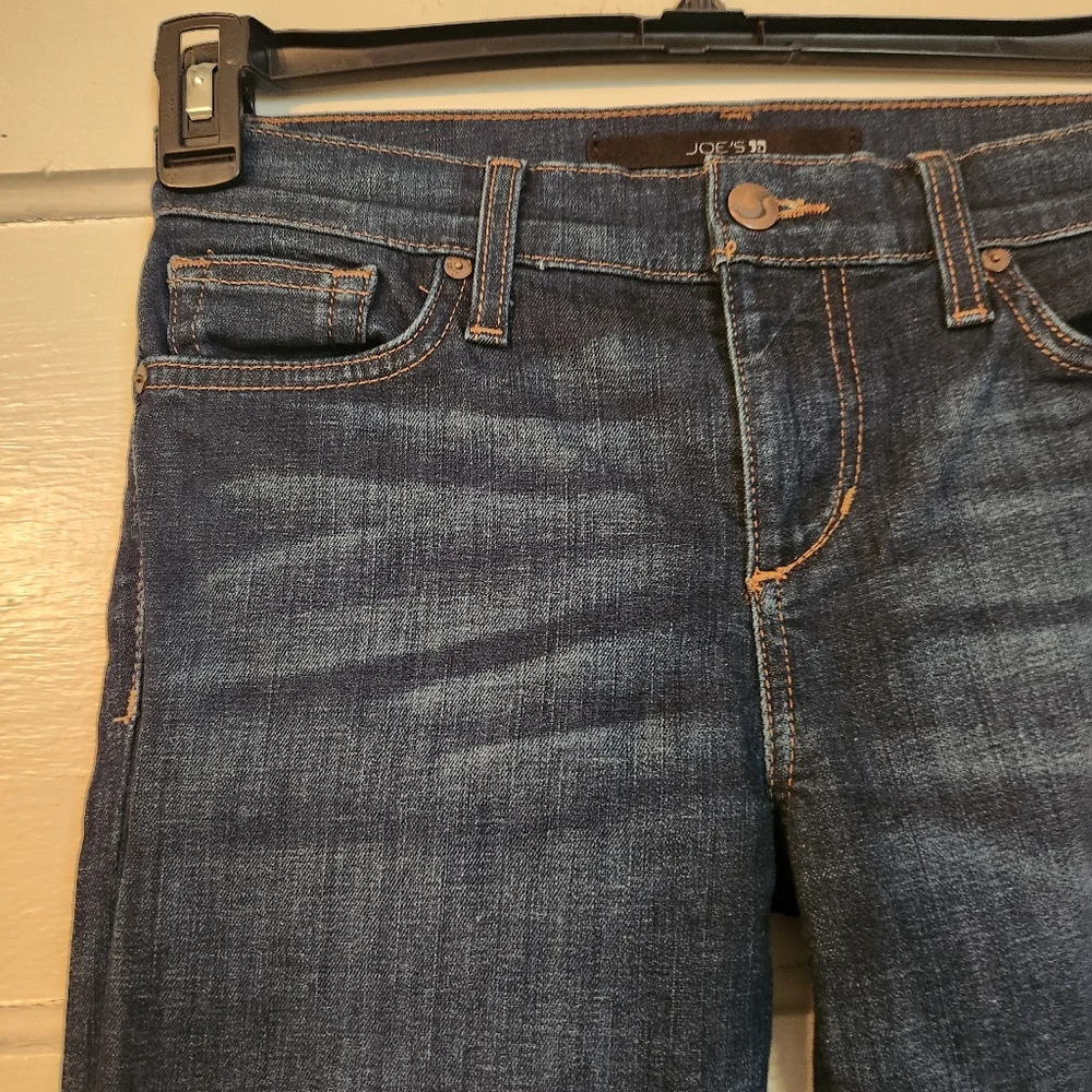 Joe's Jeans Straight Leg Blue Jeans, Carlotta Denim, Size 25 Whisker Detail EUC